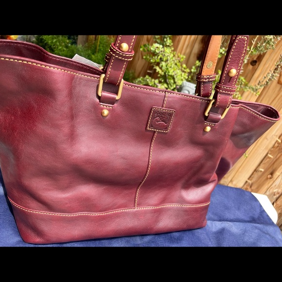 New Purse - Picture 3 of 6